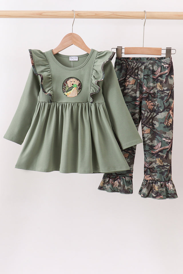 Camouflage Dog Hunting Applique Ruffle 2pc
