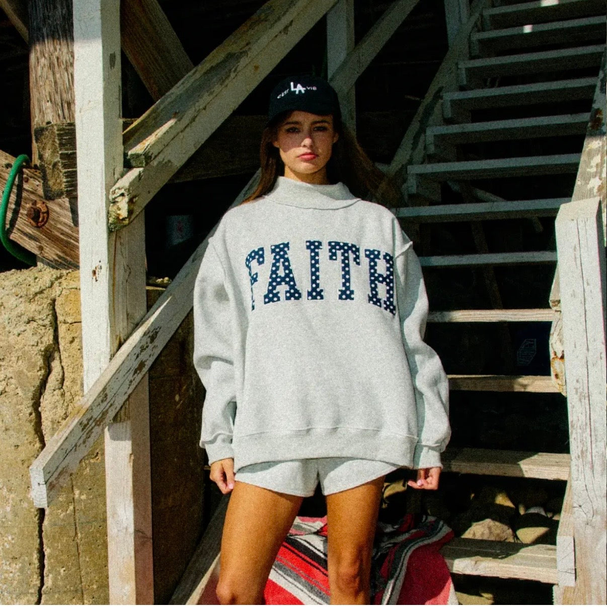 Faith Mockneck by Bucketlist