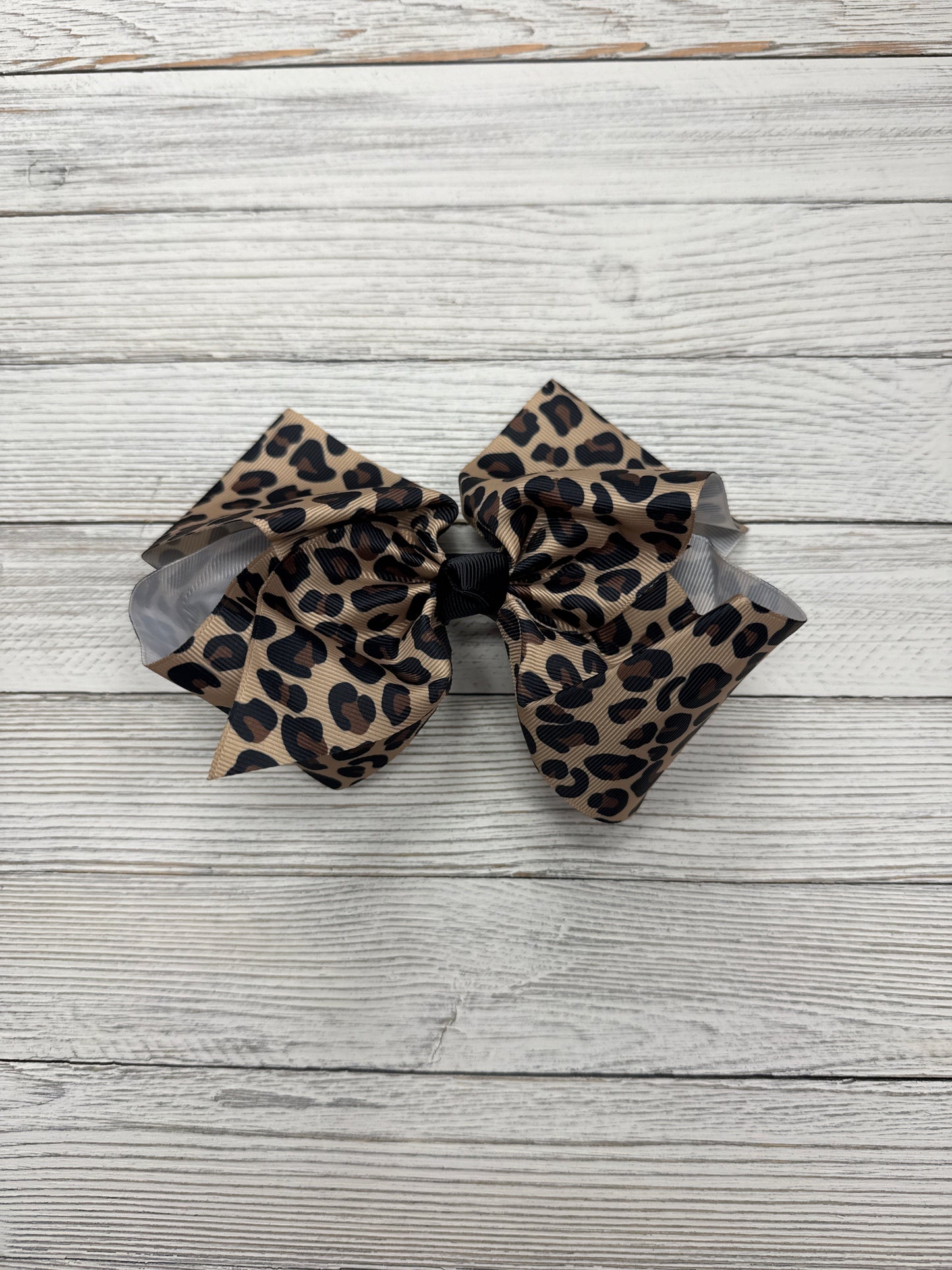 Leopard Bow 6”