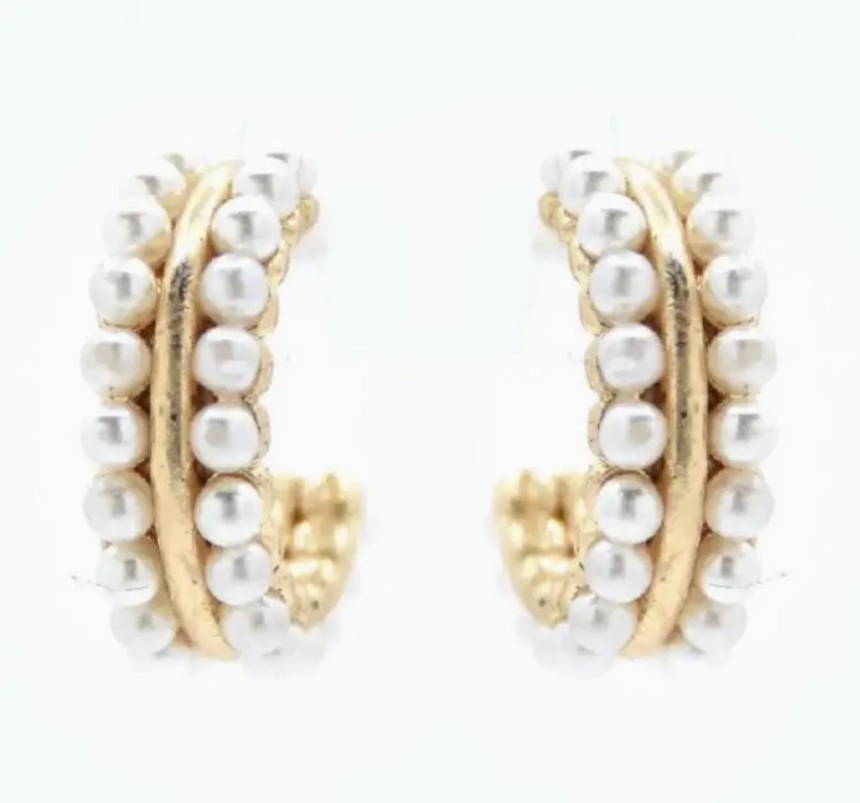 Margort Pearl Huggie