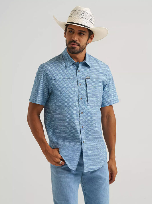 Wrangler All Terrain Gear Men's Hike Shirt Ombre Blue