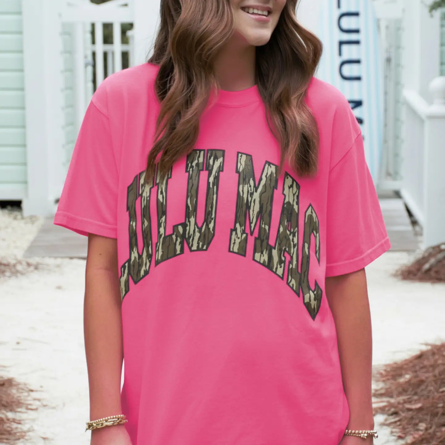 Lulu Mac Mossy Oak Bottomland Tee Neon Pink