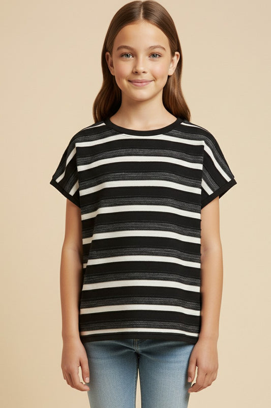 The Bella Top in Black & White