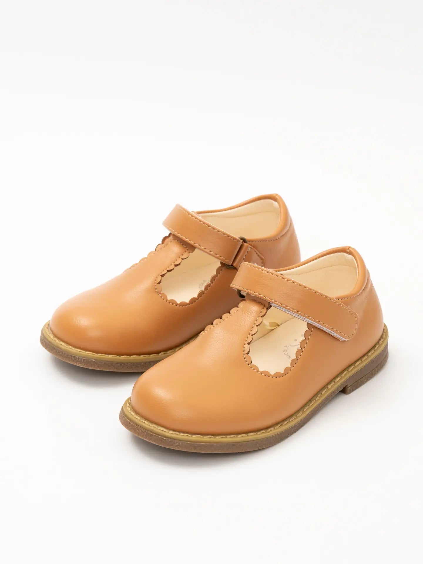 T-Strap Mary Jane Shoes in Hazelnut