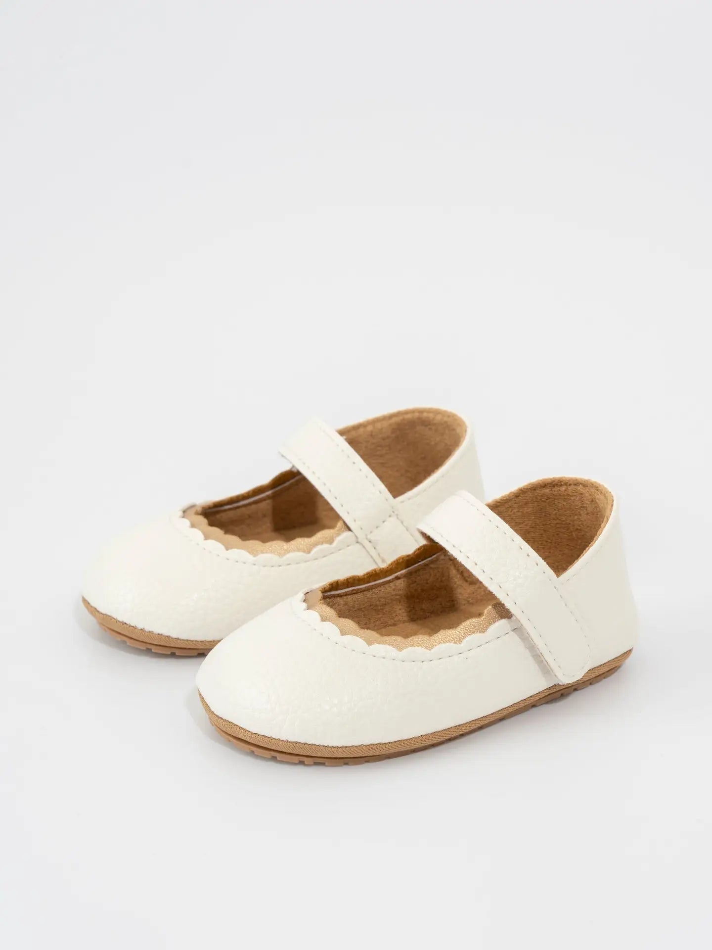 Scalloped Mary Jane Shoes for Babies White