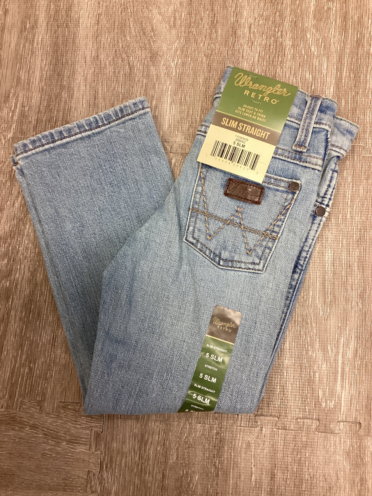 Wrangler Boys Light Wash Retro Slim Straight Jeans 112365678 88BWZ