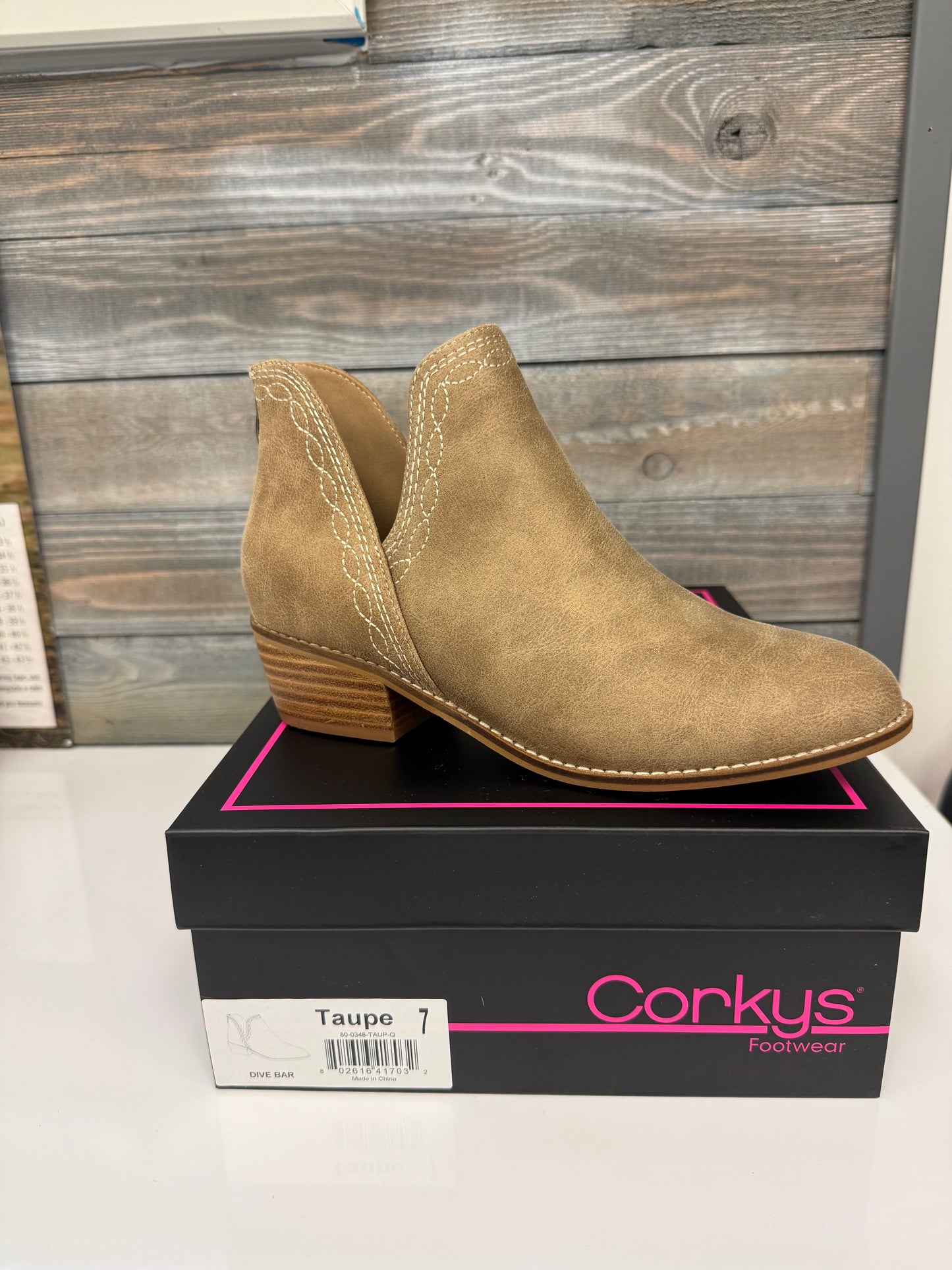 Corkys Dive Bar Boots