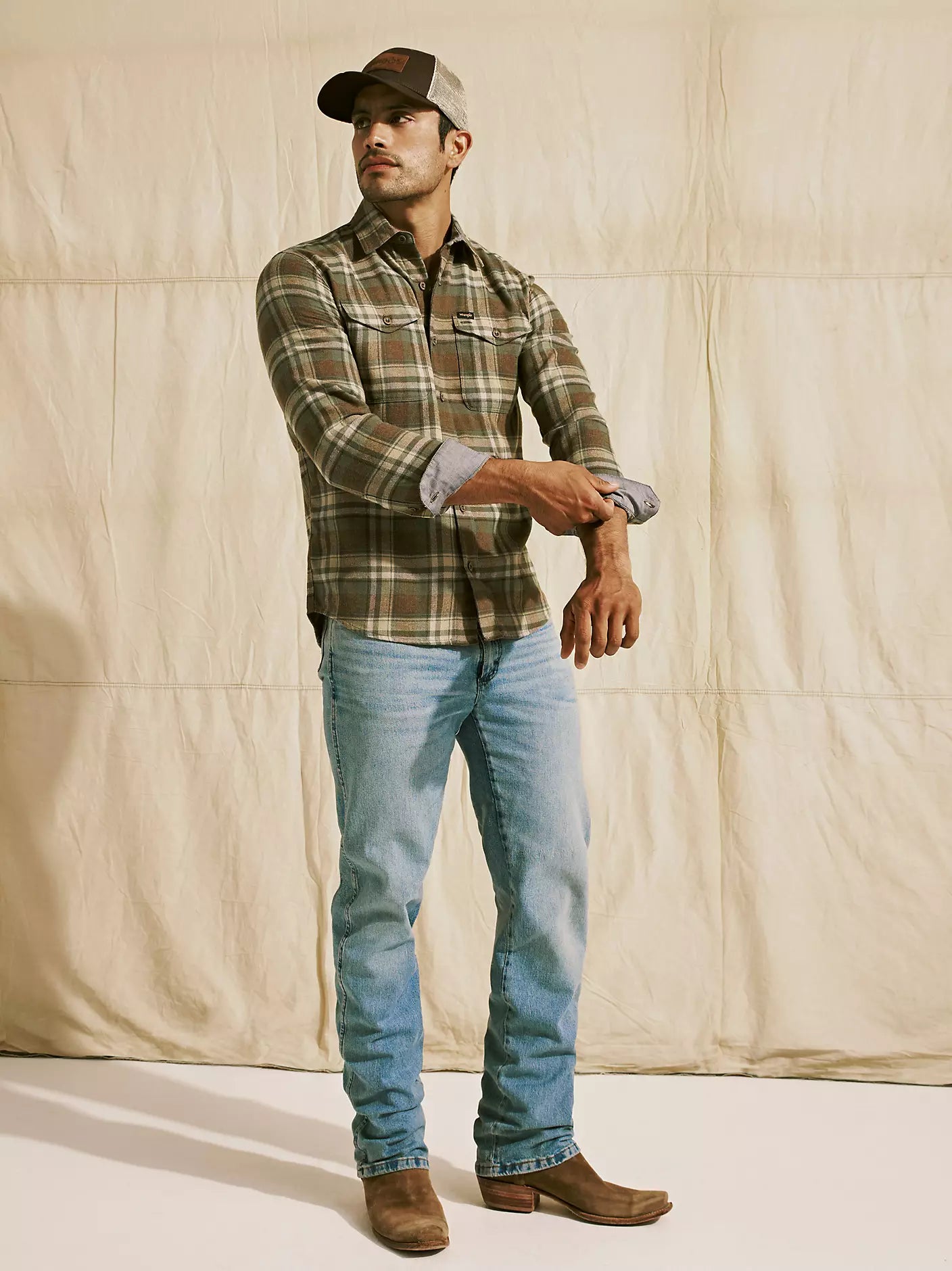 Wrangler Retro Slim Fit Bootcut Jean 1077MWZBR