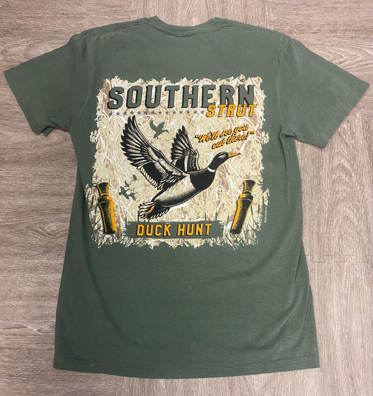 Southern Strut T-Shirt with Duck Hunt Label in color Moss