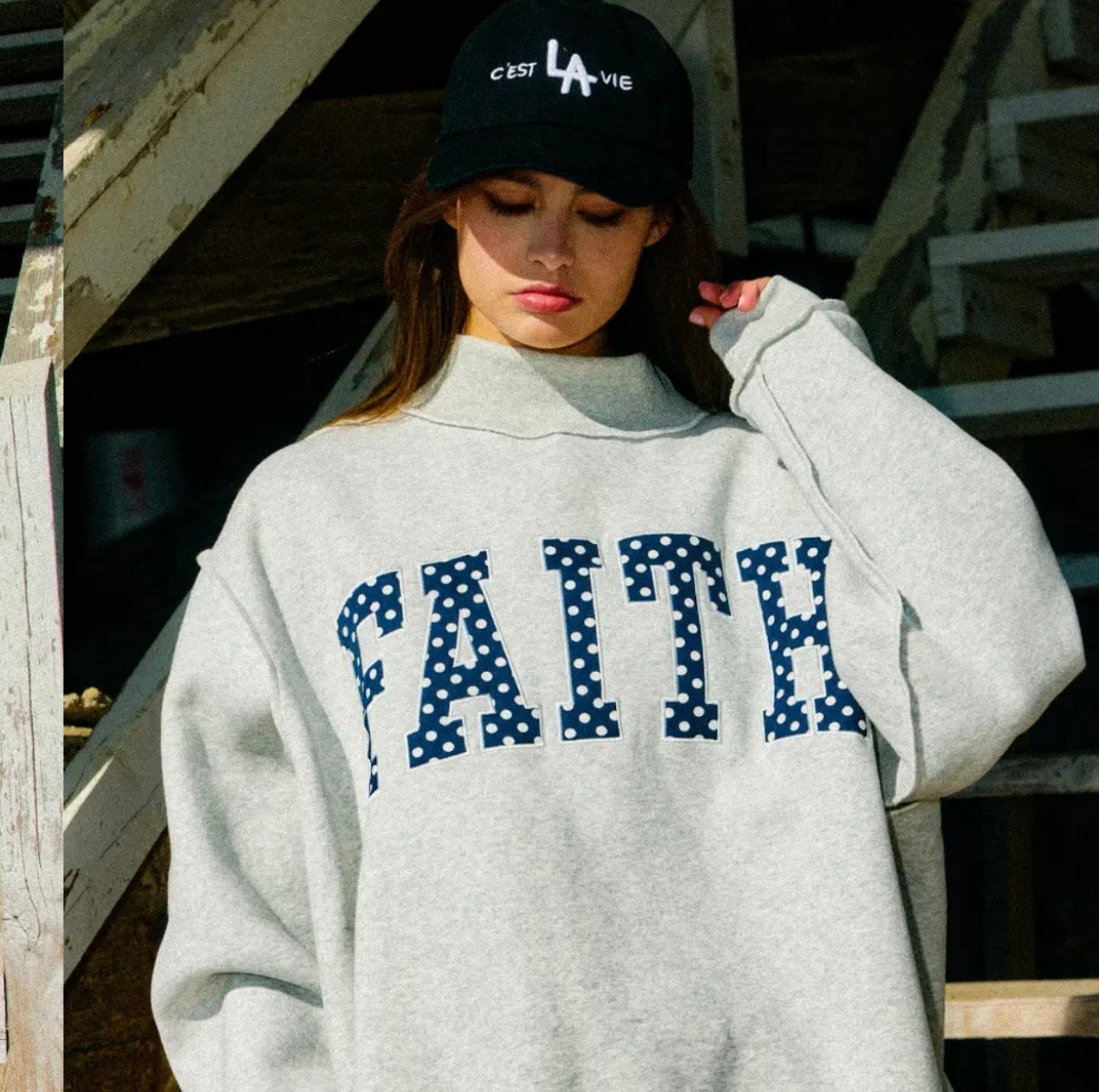 Faith Mockneck by Bucketlist