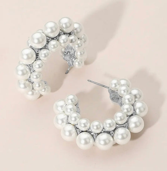 Chucky Pearls Hoops
