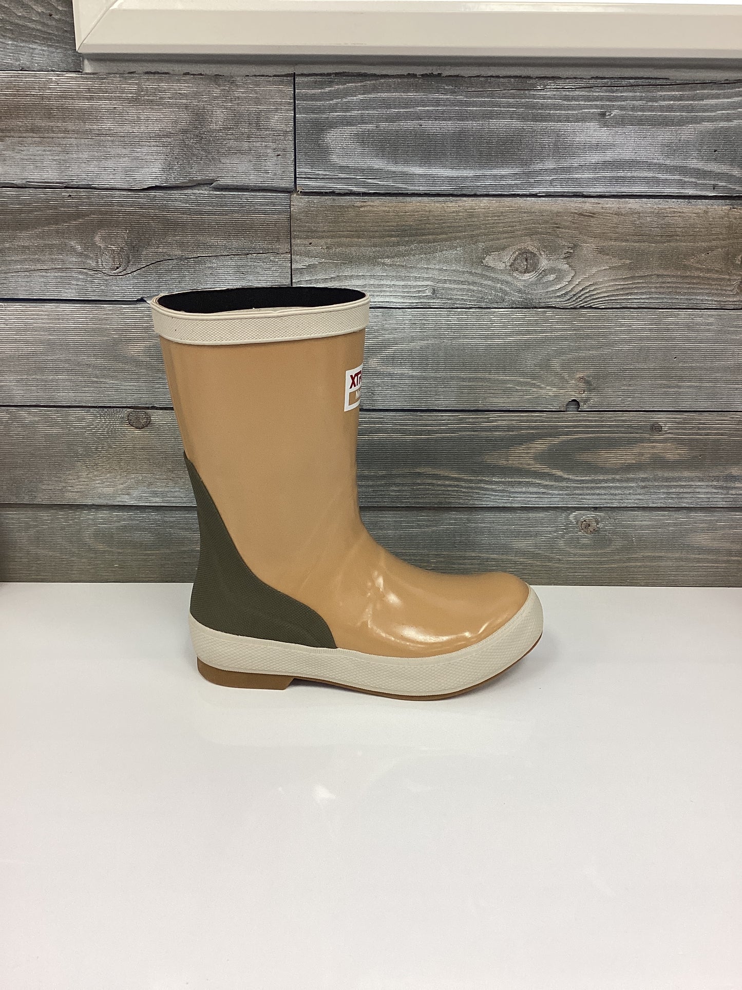 Xtratuf Brown 9" Legacy Sahara Boots