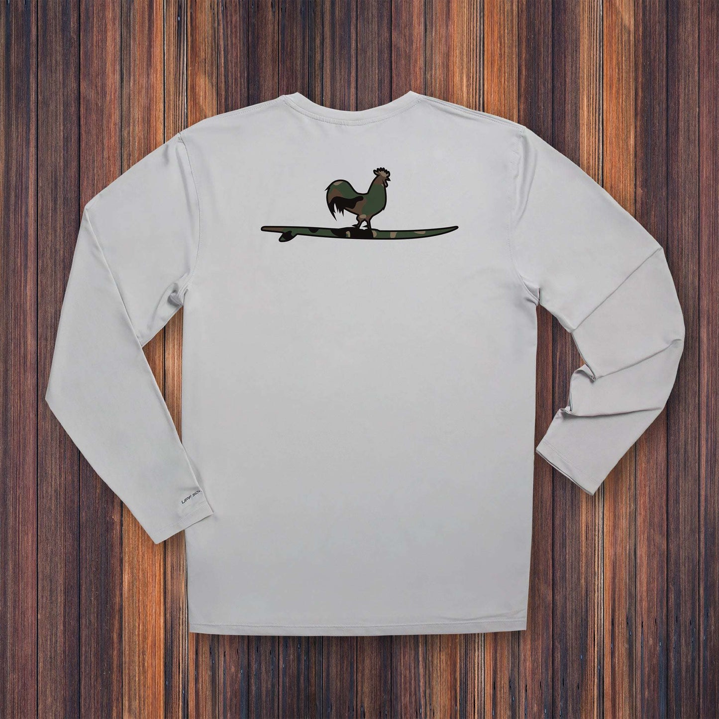 Beach & Barn Camo Surfing Rooster Sunshelter Shirt in color Aluminum