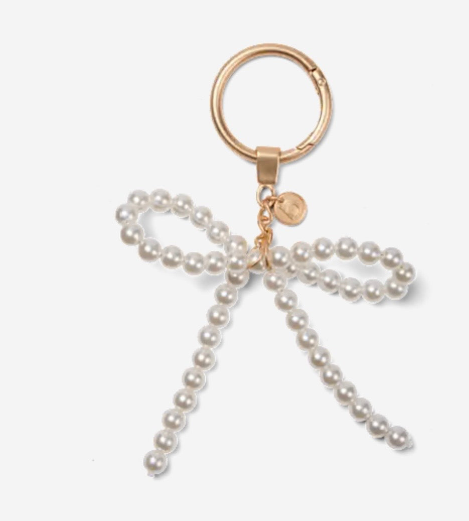Bogg’d & Charmed White Pearl Bow
