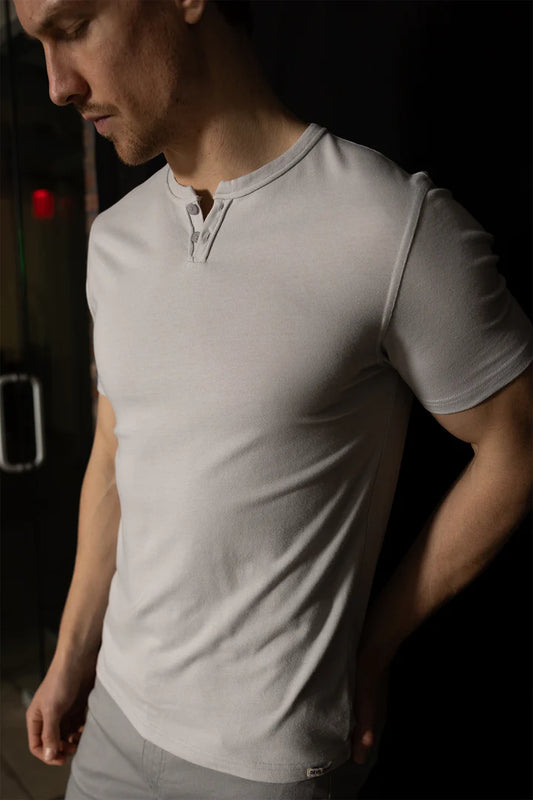 Devil Dog Vintage Henley Quiet Gray