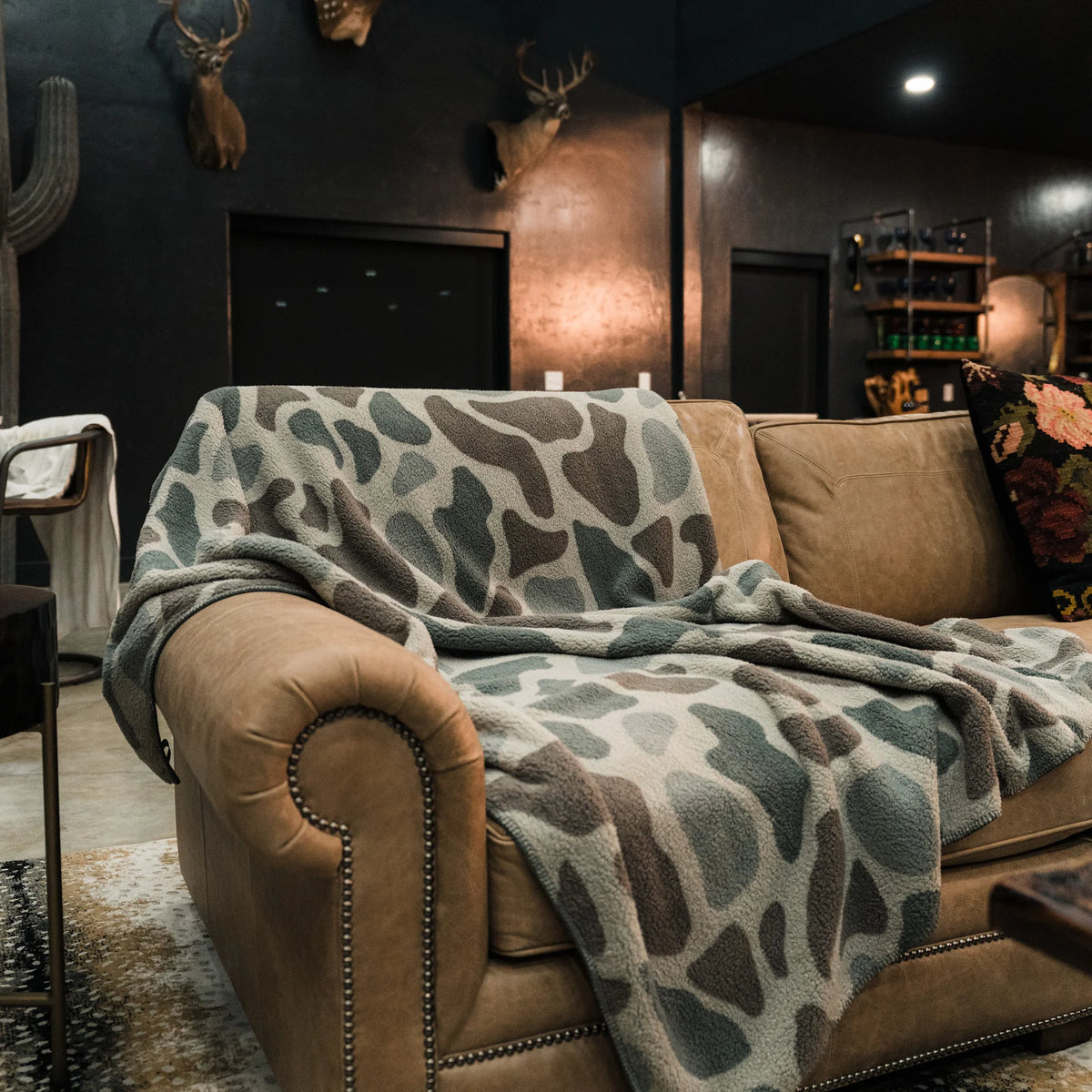 Burlebo Sherpa Blanket Classic Deer Camo
