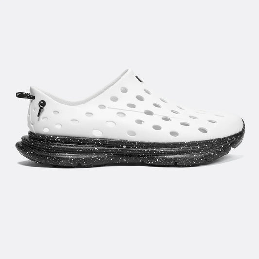 Kane White/Black Speckle Revive