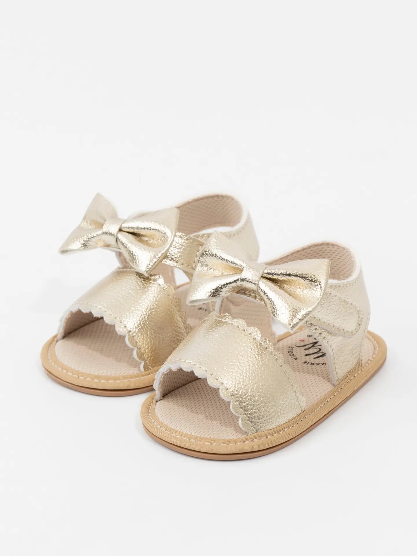 Scalloped Bow Baby Sandals in Gold