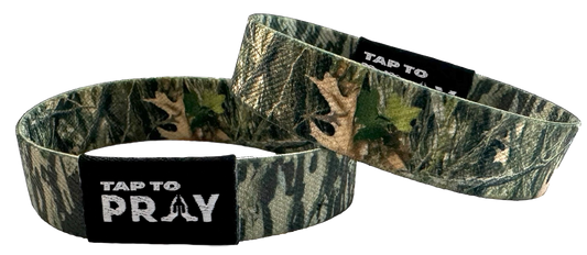 Versible Tap to Pray Forest Camo Bracelet