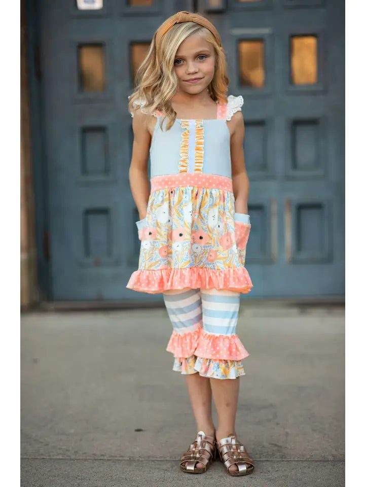Girl's Fray/Peach Floral Capri Outfit
