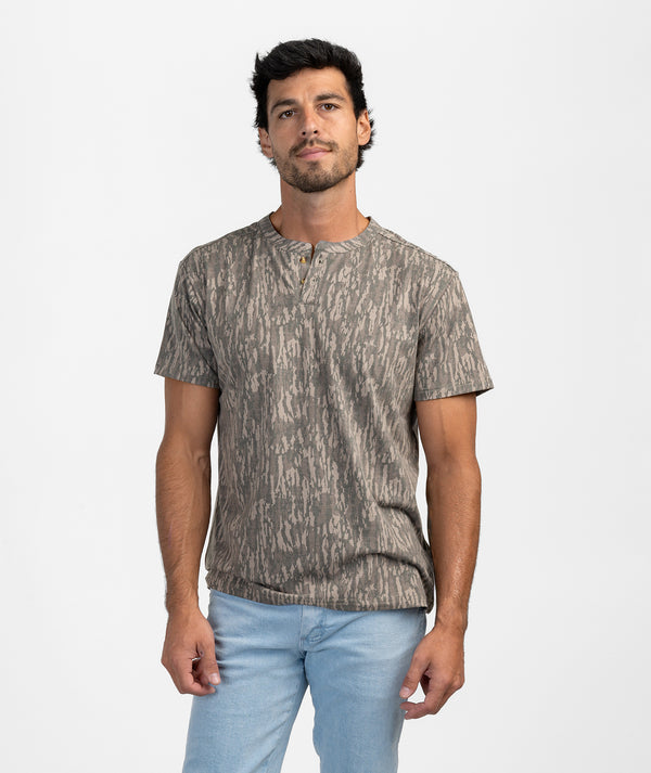 Southern Shirt Co Max Comfort Henley in Tree Bark